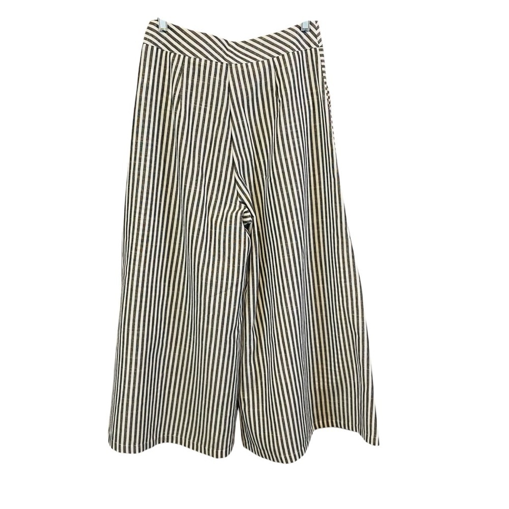 Emery Rose Wide Leg Button-Front Capri Pant NWOT Sz-Medium - Picture 5 of 5